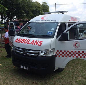 Bulan Sabit Merah di Daerah Muar, Malaysia – Keindahan Senja & Warna Merah yang Menakjubkan