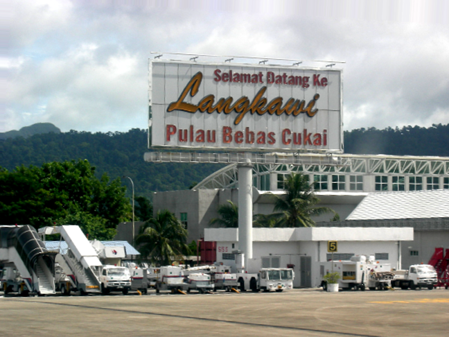 Pemandangan Menakjubkan Lapangan Terbang Antarabangsa Langkawi - Terminal, Pemandu, Panorama Udara