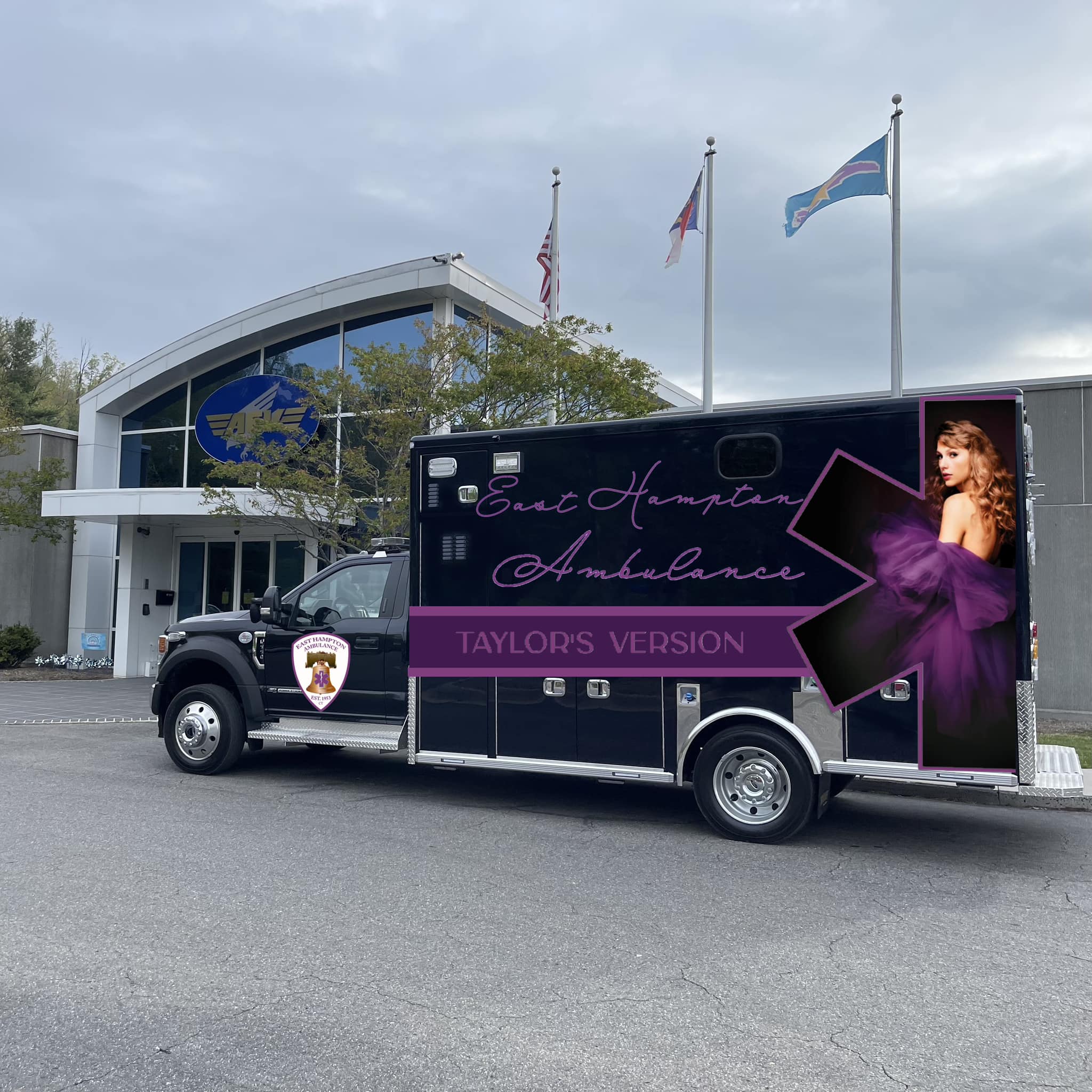 Ambulans Pantas: Kenderaan Kecemasan Cepat dengan Perkhidmatan Responsif